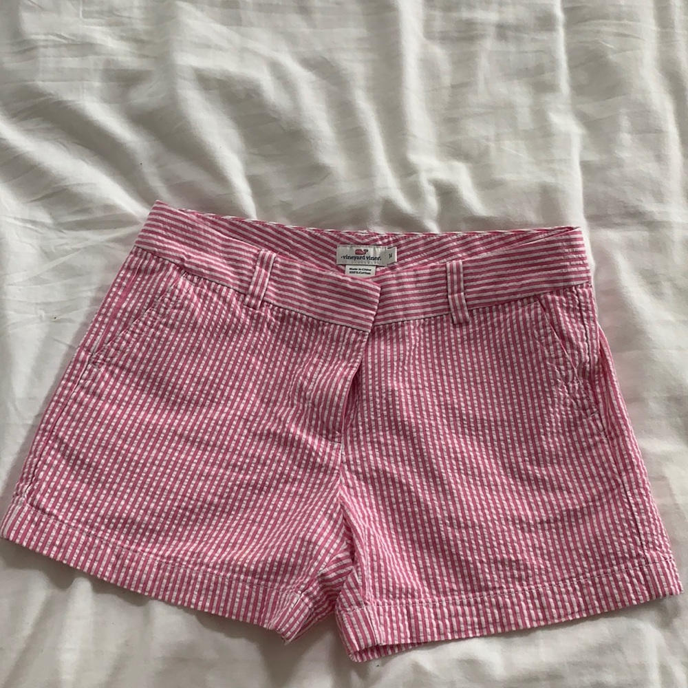 vineyard vines melon colored striped shorts
